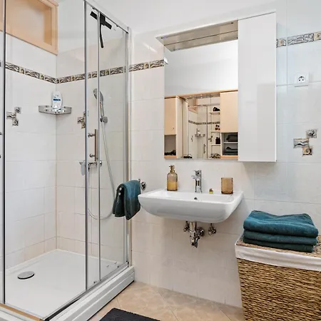 Gortanova Bay Maisonette * Pula